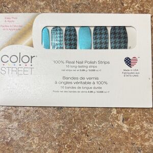Color Street Teal & Black Houndstooth Nail Strips